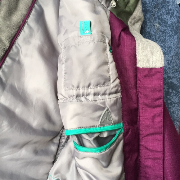 Winter jacket - Picture 3 of 4